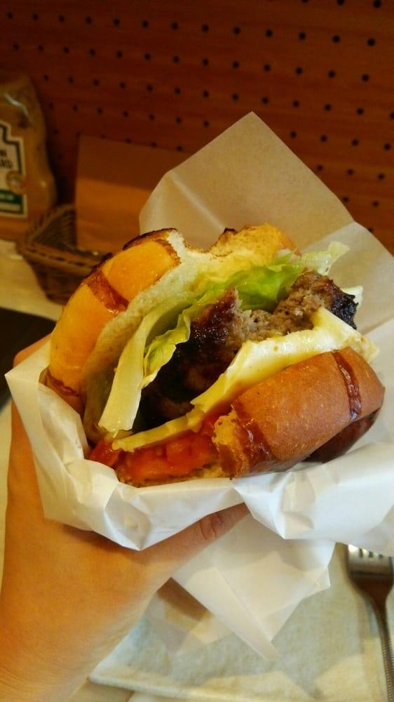 グリル＆ダイニング happy burger 大山店