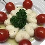 カフェ マンマナターレ