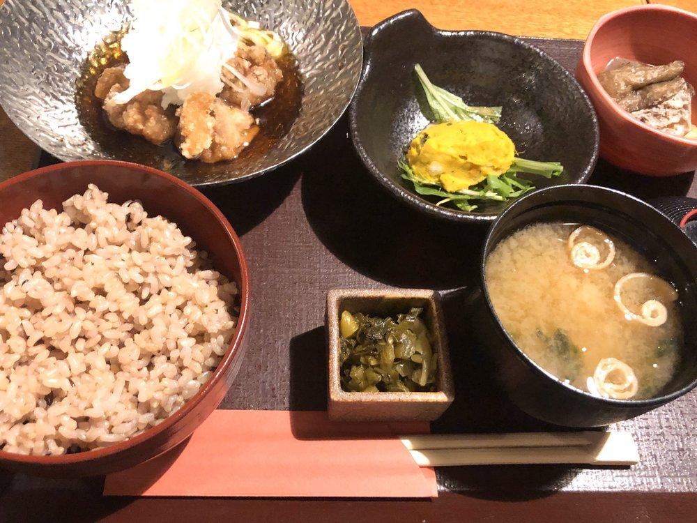 遊食豚彩 いちにいさん 日比谷店
