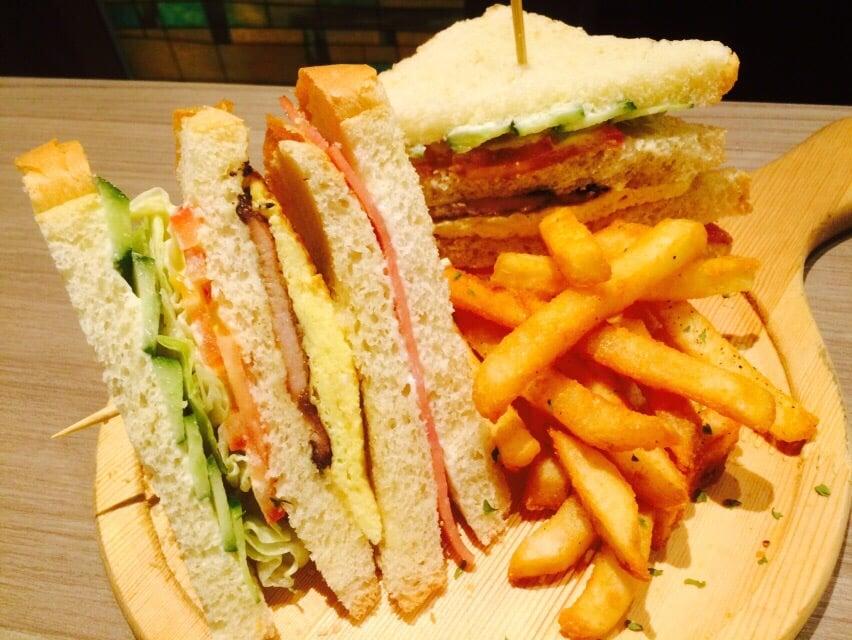 美塑咖啡館3號店-幸福這裡