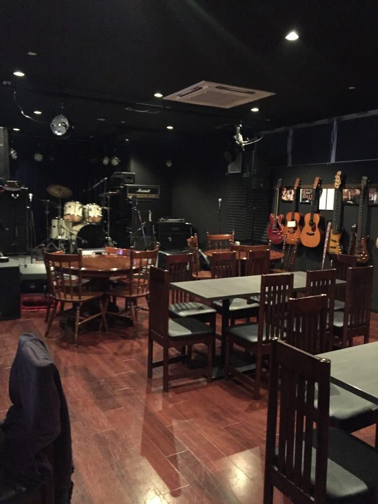 Public Bar Ash