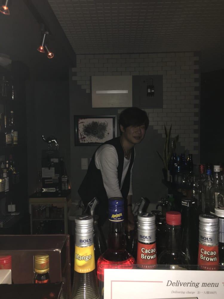 バー ルナ