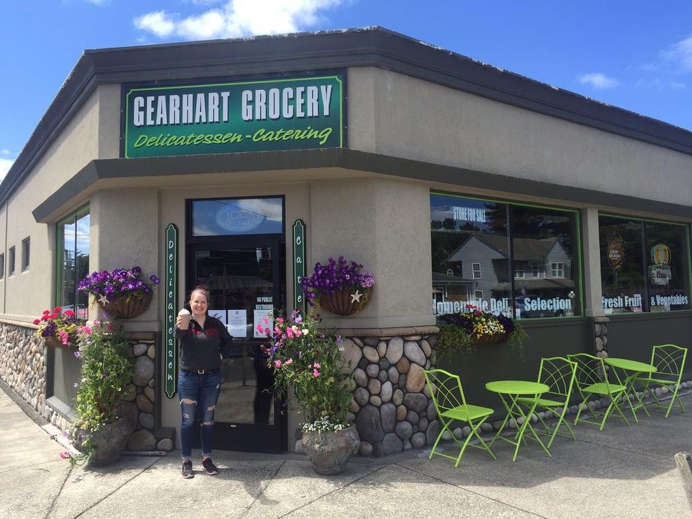 Gearhart Grocery