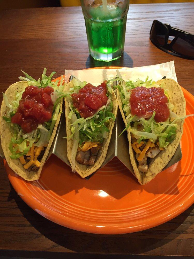 Cafe Coyote イオンモール沖縄ライカム