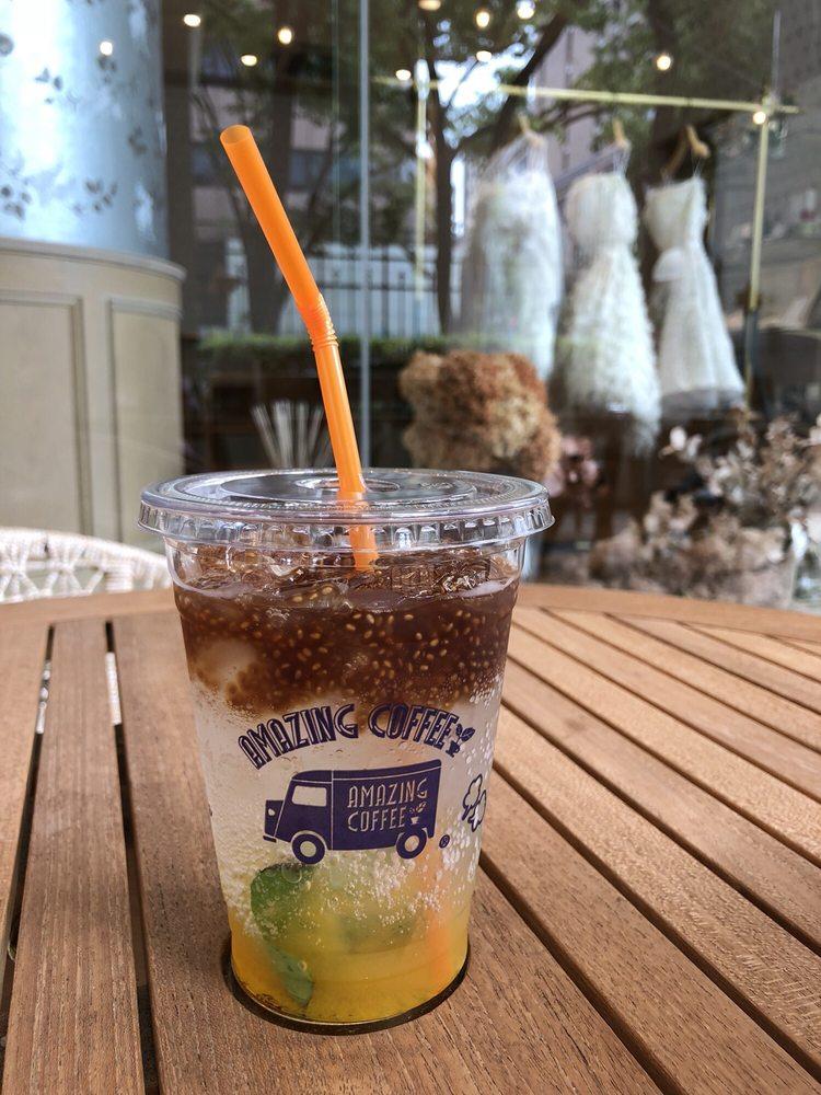 アメージングコーヒー 横浜ベイ with LIVE LOVE LAUGH