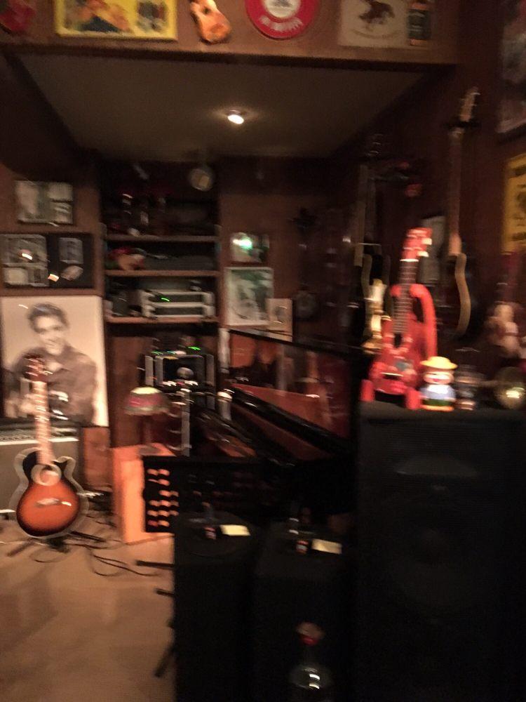 Ｃａｆｅｂａｒｍｕｓｉｃｉａｎ