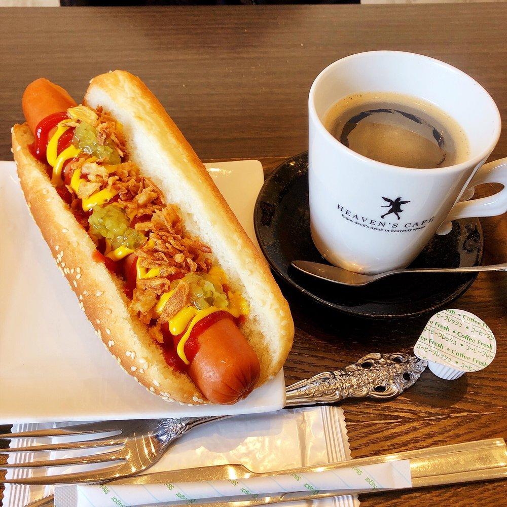 HEAVEN'S CAFE