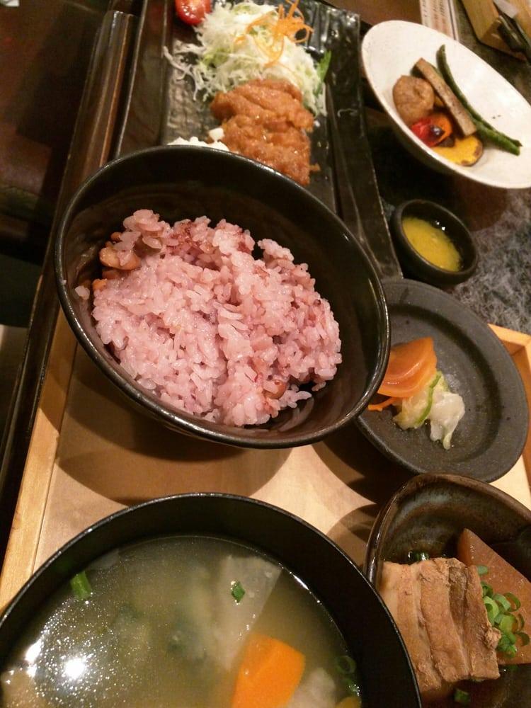 五穀モラージュ菖蒲店