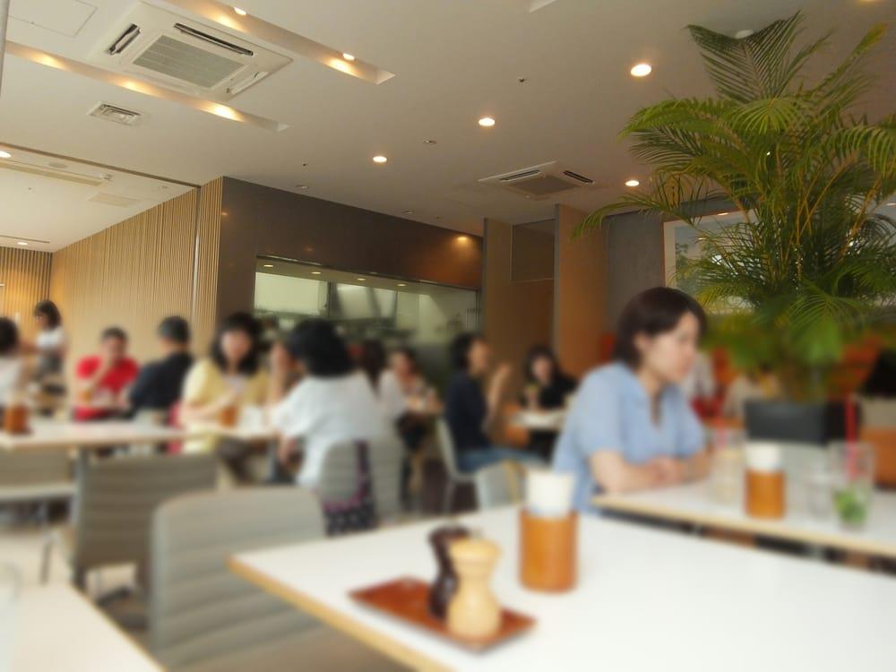 キャスロンecute立川店