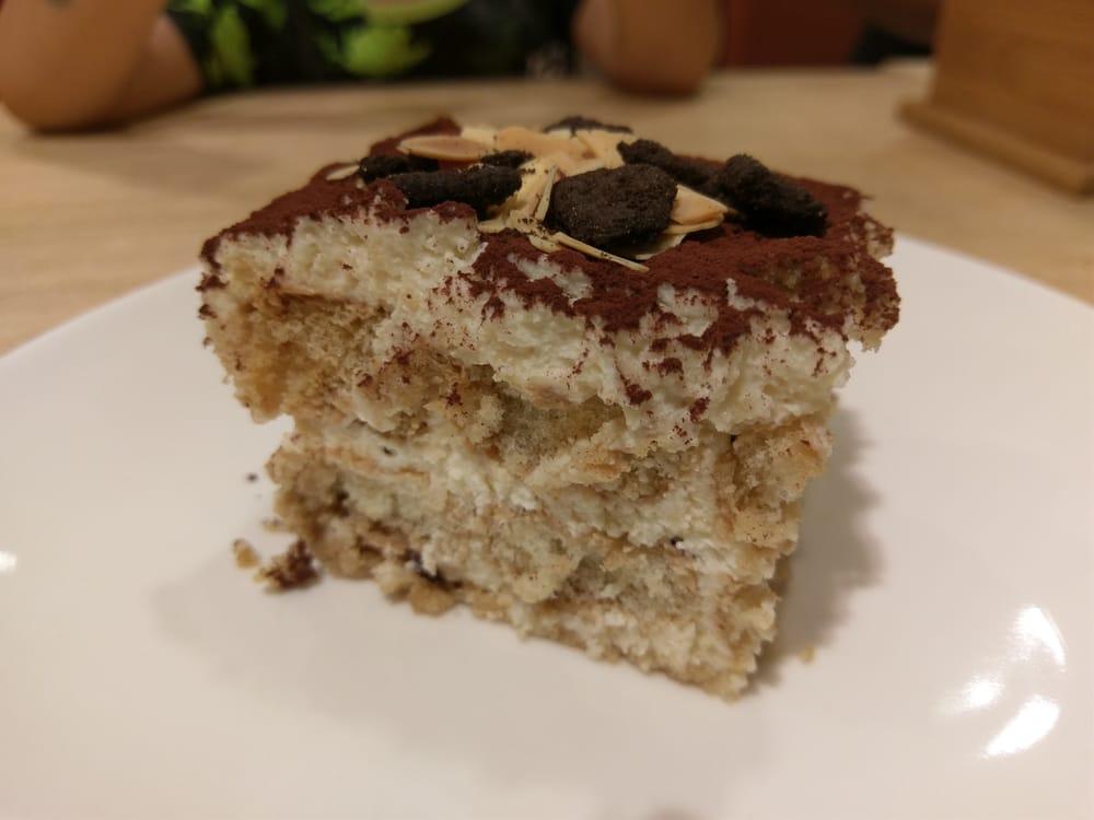 Knutsen Petite 信義新天地店