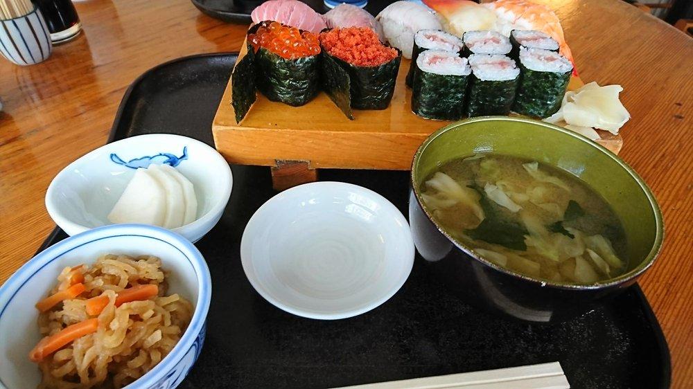 Ｄｉｎｉｎｇｂａｒ