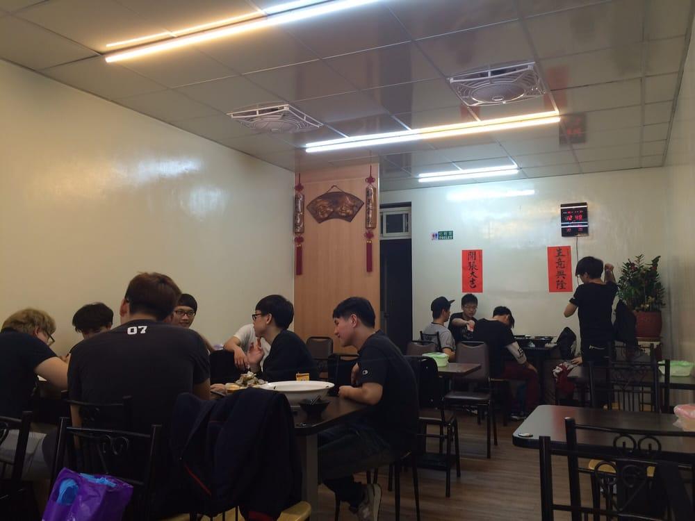 龍岡麵舖