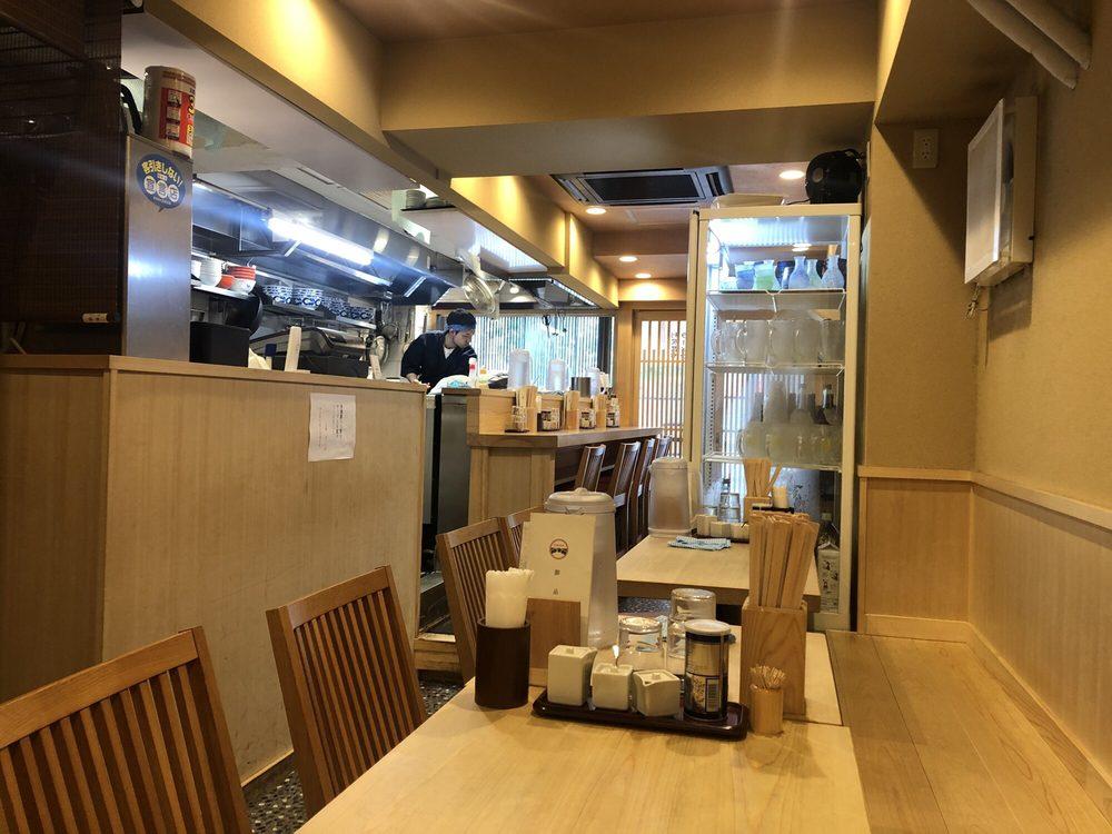 くろおび
