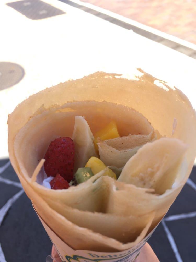 クレープアン アイワールド店