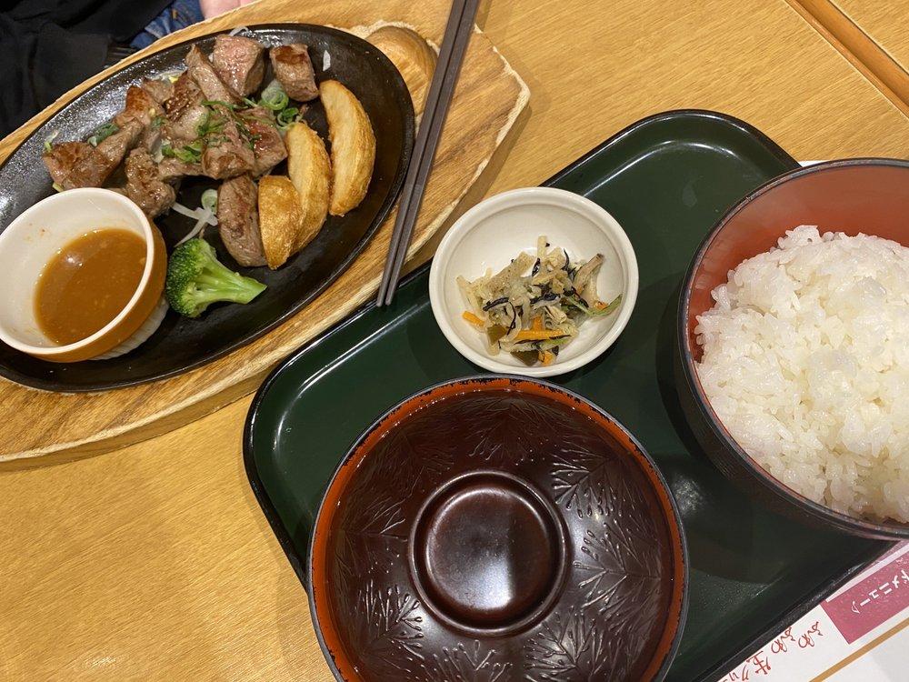 COCO’S三沢南町店