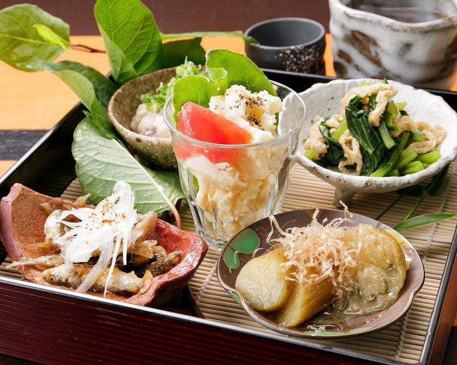 美食 結