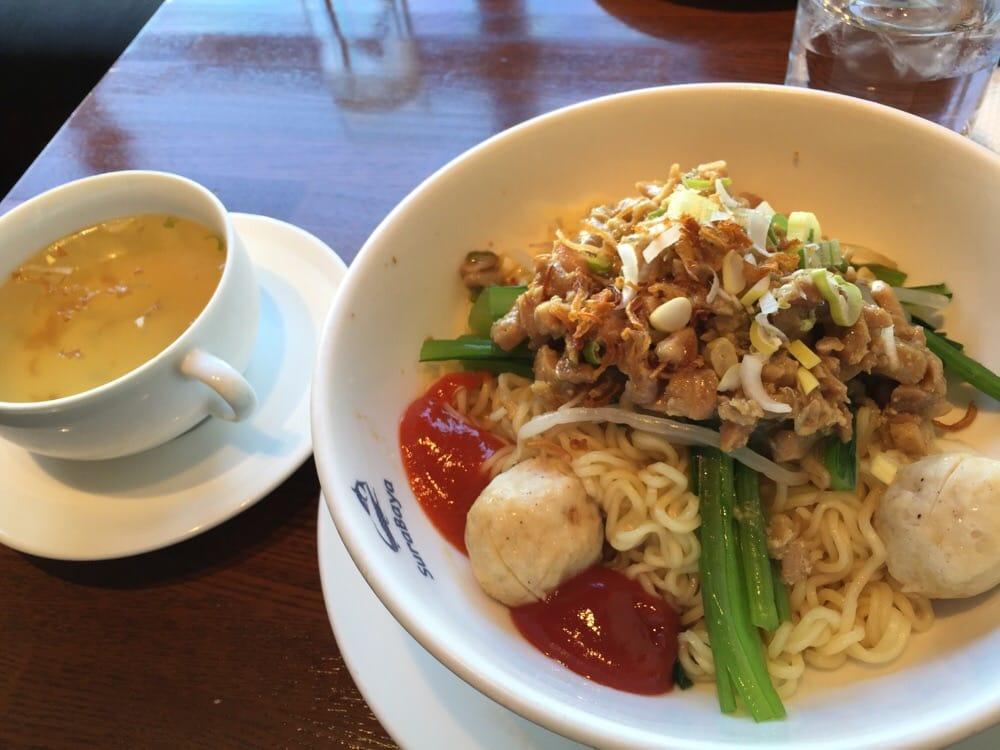 インドネシア料理スラバヤ