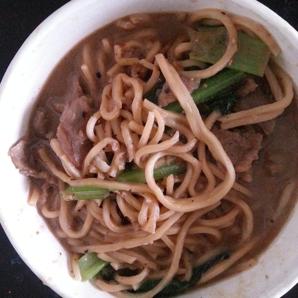 Taiwan Style Fried Noodle Stall