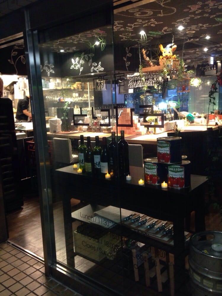 新宿とりひろ