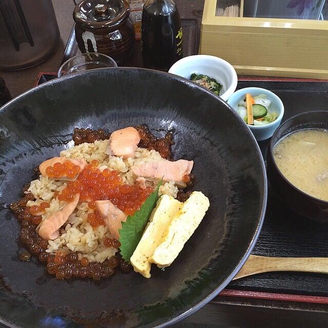 静江館