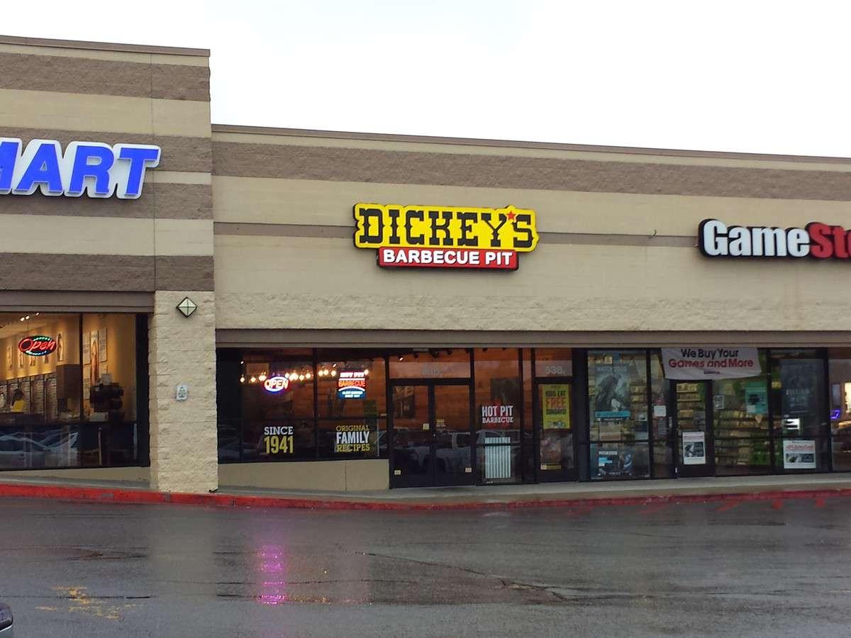 Dickey's Barbecue Pit