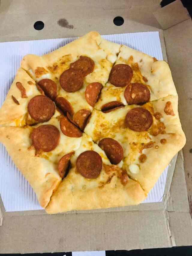 Pizza Hut Aluva, Cochin