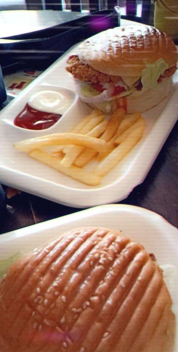 Snackies Cafe Falnir