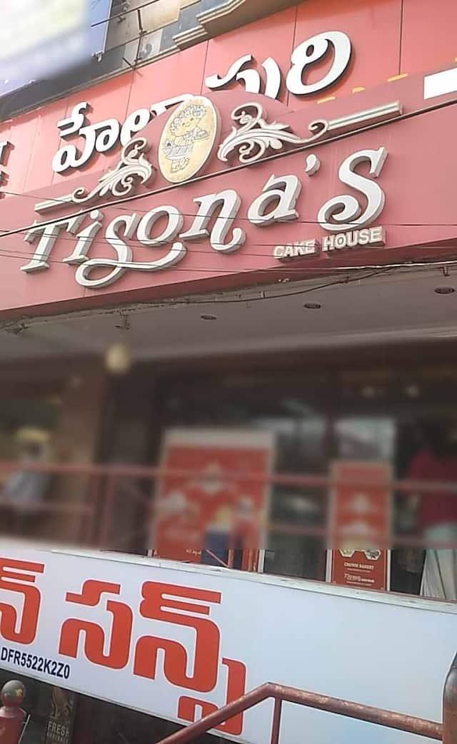 Tisona's cake house