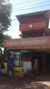 ക്ലബ് 7 Snacks Bar