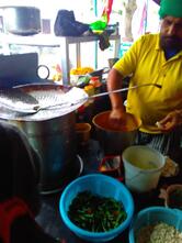Raju Samosa and Pakora House