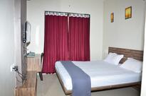Hotel Ashirvad-Banquet Hall Restaurant Guest House Ac-Non Ac 24X7 Service In Songadh