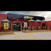 Subway Av. Costábile Romano 2330