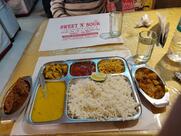 Sweet 'N' Sour - Best Restaurant in Salt Lake Sec-3 Kolkata