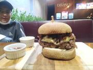 Divino Gourmet Burger