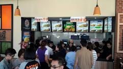 Burger King - Shell Gas Station Changwattana (Drive thru)