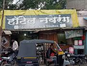 Hotel Navrang Khichdi and Bhajje Centre