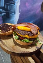 COMETA PIZZA & BURGER