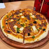 La Trio Pizza & Kathi Nation