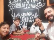 Nicos pizza e frango frito