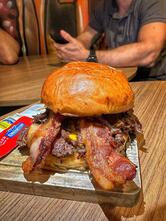 ZEBUrguer Hamburgueria Artesanal