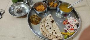 AAVKAR AC DINNING HALL