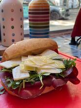 Magnifico Food Store