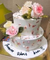 Simmi restaurant and cake shop