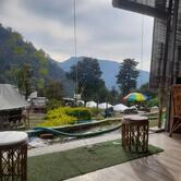 Alpine 18 Camps & Cafe