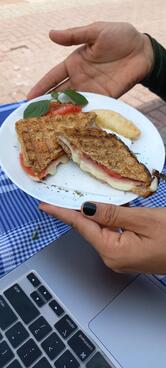 Maria Fumaça Sandwiches