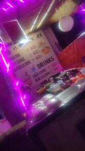 Aunty Ji, Mumbai Vada Pav, Bun Aur Chole,