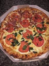 Pizzaria agape house