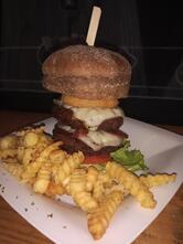 Hamburgueria Stop Hot Burguer - Hambúrguer Artesanal - Hambúrguer Tradicional