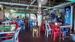 ร้านอาหารเจ้ไพรริมเขื่อนท่าฉลอม