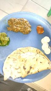 माही झुनका भाकर केंद्र